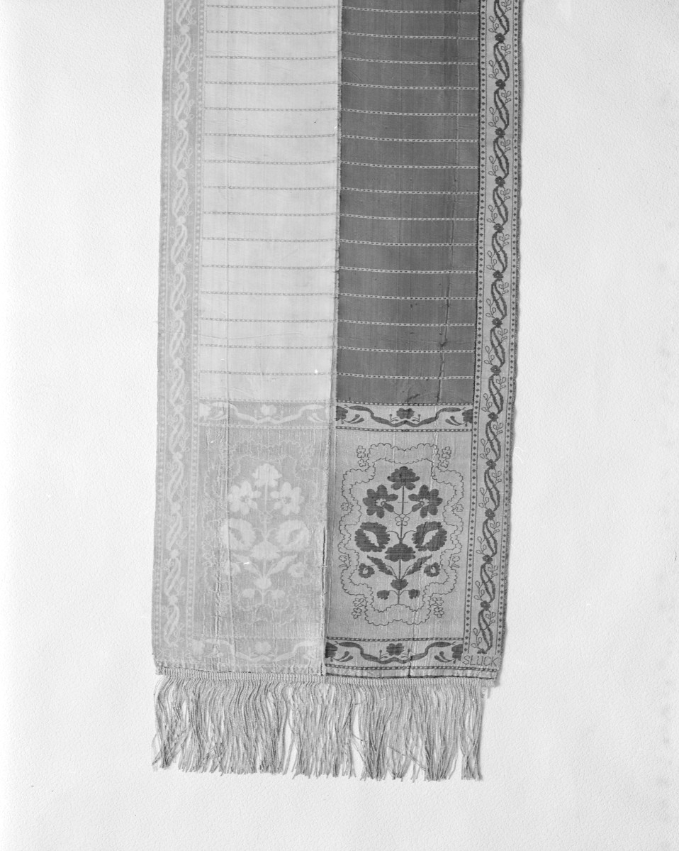 Muzeum Narodowe - zbiory - pas lity dwustronny - Słuck /Jan Madżarski 1767 - 1780 rok/ - głowa i wciąża /fragment/ - awers, skan 1