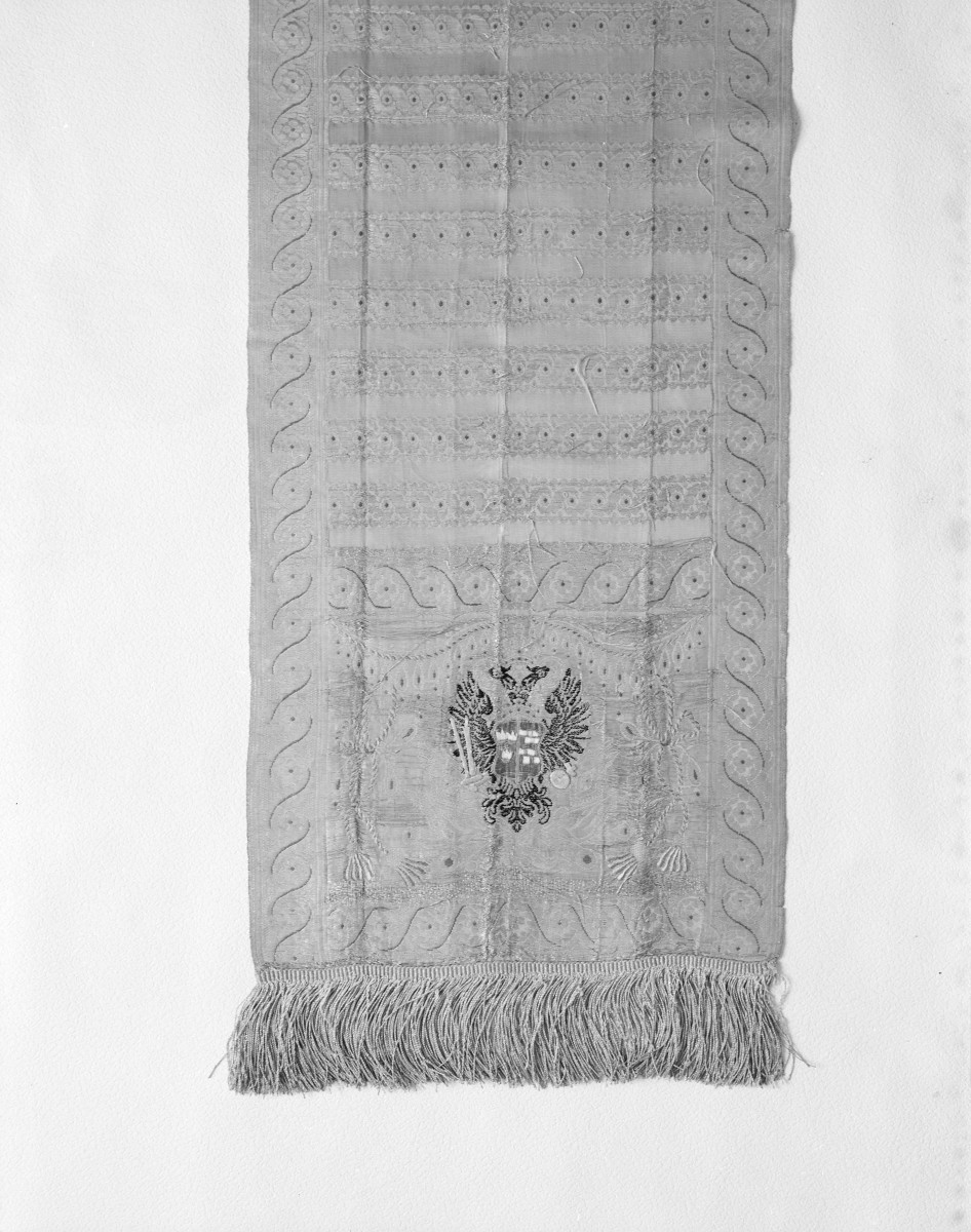 Muzeum Narodowe - zbiory - pas lity jednostronny - /XIX wiek/ - głowa i wciąża /fragment/ - awers, skan 1