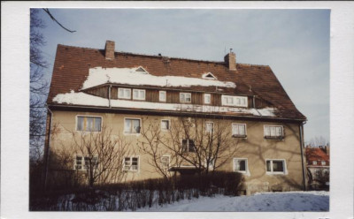 dom w zespole osiedla, skan 2