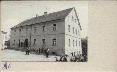 budynek mieszkalny, ob. szkoła gminna, skan 2