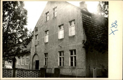 dom mieszkalny, ob. Szkoła, skan 2