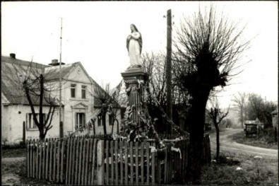 kapliczka przydrożna, skan 3