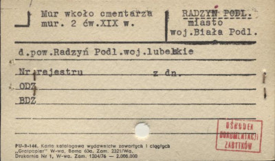 mur wokół cmentarza, skan 1