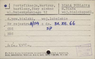 fortyfikacja, kurtyny, bastiony, fosy ziemne, skan 1