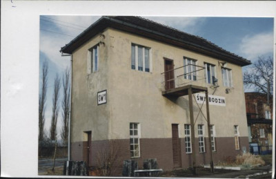 budynek kolejowy, skan 2