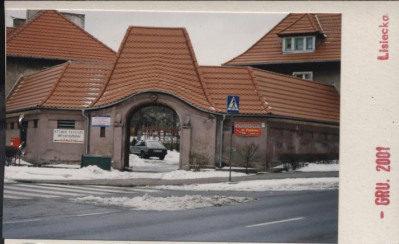 brama wjazdowa, skan 2