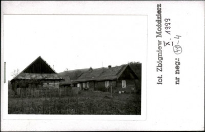 zagroda 3-budynkowa, skan 2
