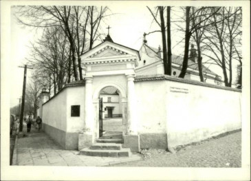 mur z furtami - klasztor, skan 4