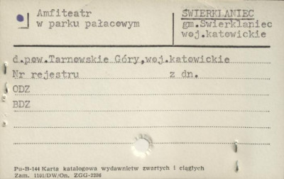 amfiteatr w parku pałacowym, skan 1
