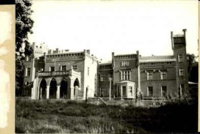 zespół pałacowo-parkowy - pałac - ob. hotel-restauracja, skan 4