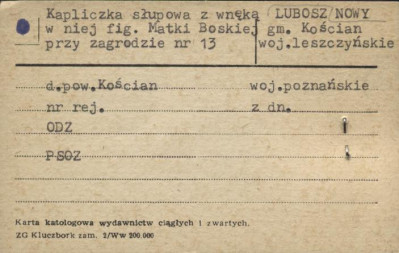 kapliczka słupowa z figurą Matki Boskiej, skan 1
