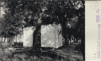 kaplica cmentarna, skan 2
