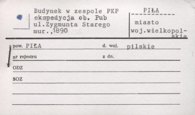 budynek w zespole PKP, ekspedycja, ob. pub, skan 1