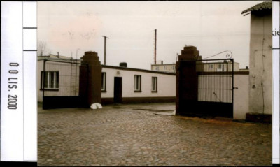 brama główna, skan 2