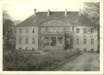 pałac, ob. szkoła, skan 3