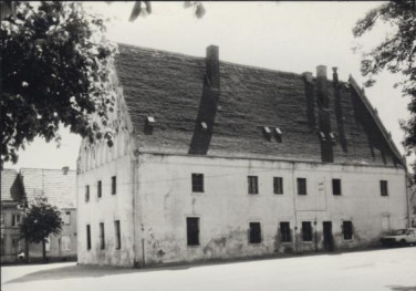ratusz (ob. UMiGm.), skan 3