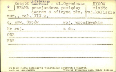brama przejazdowa pomiędzy dworem a oficyną płn., skan 1