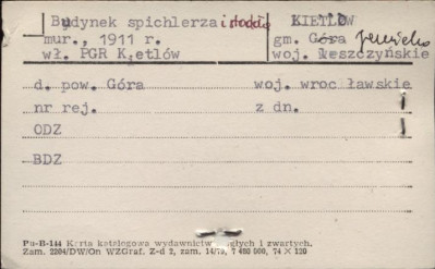 budynek spichlerza i stodoła, skan 1