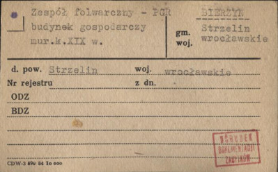 Zespół folwarczny-PGR Budynek gospodarczy, skan 1