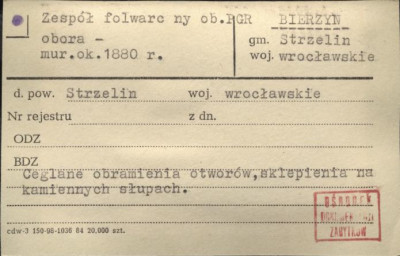 zespół folwaryczny, ob PGR - obora, skan 1