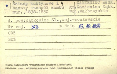 ściany kurtynowe i 4 baszty - zespół zamku, skan 1