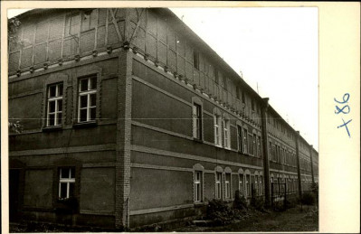bud. w koszarach, ob. mieszk., skan 2