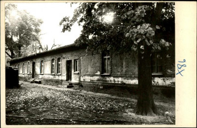 bud. w koszarach, ob. mieszk., skan 2