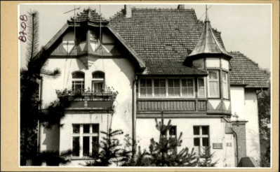 dom mieszkalny, ob. internat, skan 2