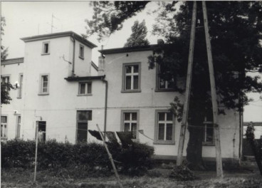 dwór, skan 4