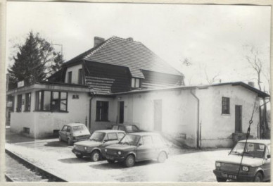 budynek dworcowy - zespół stacji kolejowy, skan 3