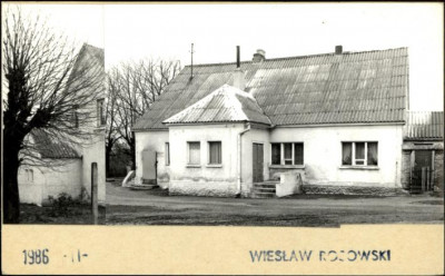 dworek, skan 3