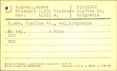 budynek gospodarczy, brama, skan 1