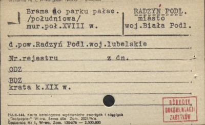 bramy parku pałacowego (2 zachodnie i południowa), skan 1