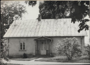 dworek, skan 3