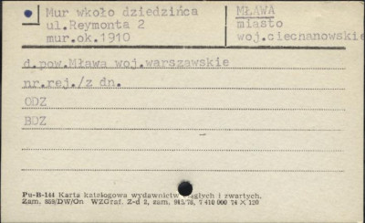 mur wkoło dziedzińca, skan 1
