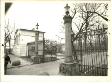 brama wjazdowa, skan 3