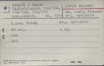 zespół 3 domów, skan 1