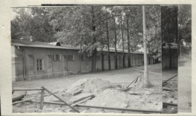 koszary 11 Charkowskiego Pułku Ułanów Rosyjskich, ob. 25 Pułk Łączności - magazyn, skan 2