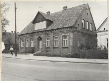 dom, skan 4