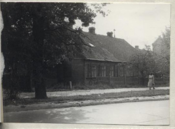 dom, skan 4