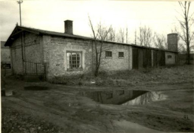 budynek d. fabryki Moesa, kuźnia, ob. bud. gospodarczy, skan 2