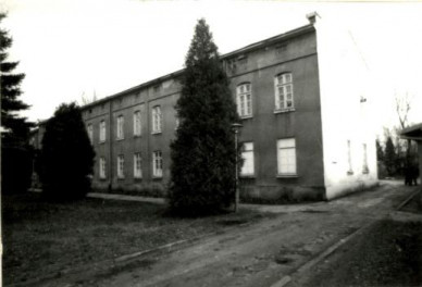 dom d. fabryki Moesa (ob. pawilon szpitalny), dom mieszkalny, skan 3