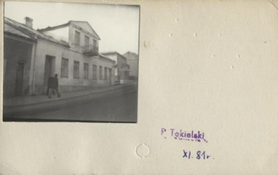 dom, biblioteka, skan 2