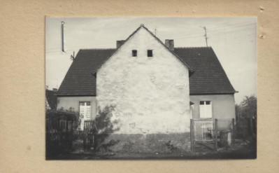 ciąg budynków mieszkalnych, skan 2