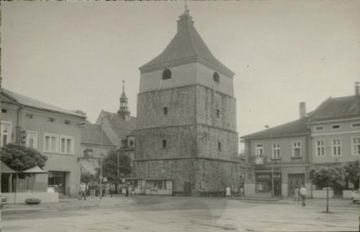 dzwonnica przy kościele par. pw. Narodzenia NMP , skan 2