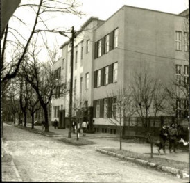 gimnazjum kupieckie ob. ZS Ekonomicznych, skan 3