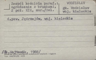 zespół kościoła paraf.: ogrodzenie z bramkami, skan 1