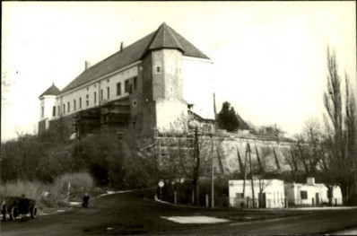 zamek - korpus główny/skrzydło zach., skan 4