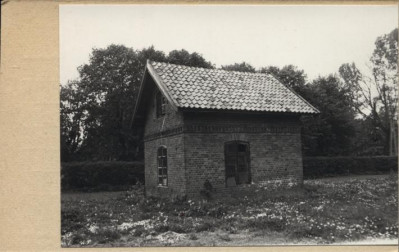 dawna altana ogrodowa, ob. lamus, skan 2