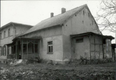 dwór - ob. dom mieszkalny, skan 7